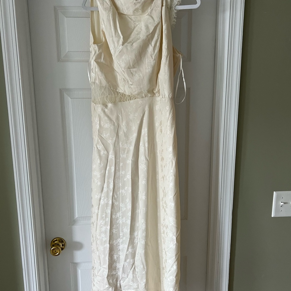 Petal & Pup ANABELLE HALTER NECK LACE MAXI DRESS - WHITE